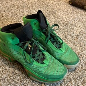Jordan Green Athletic Shoes